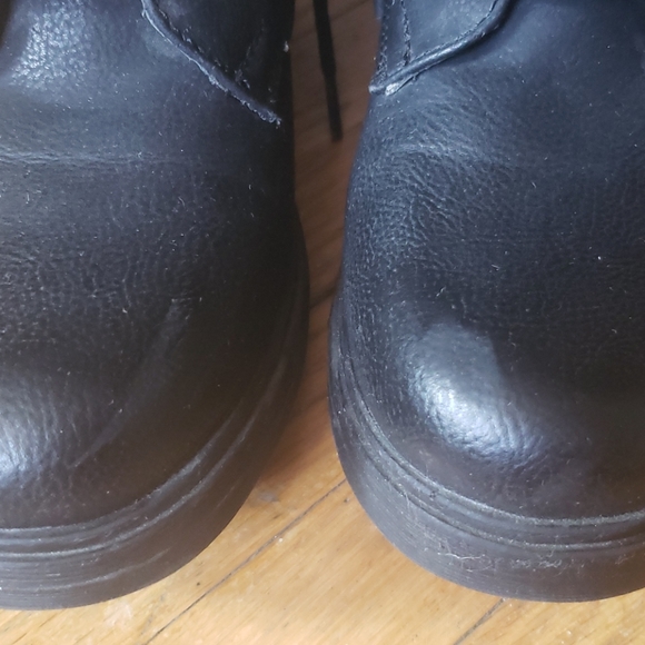 Steve Madden size 9 faux leather bootie - Picture 4 of 7